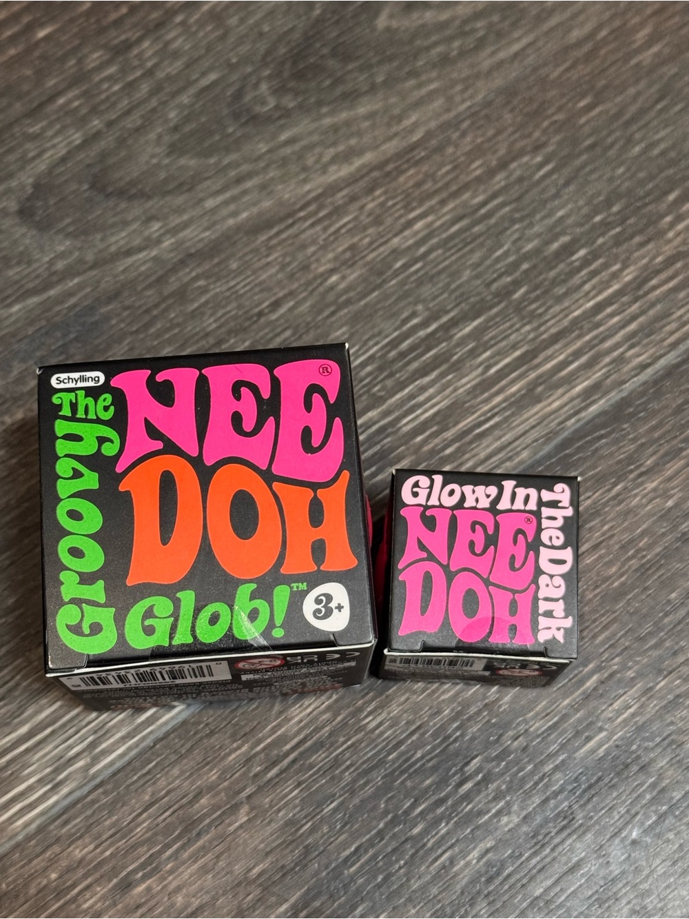 NeeDoh Groovy Glob & Glow-in-the-Dark NeeDoh Set - Pink